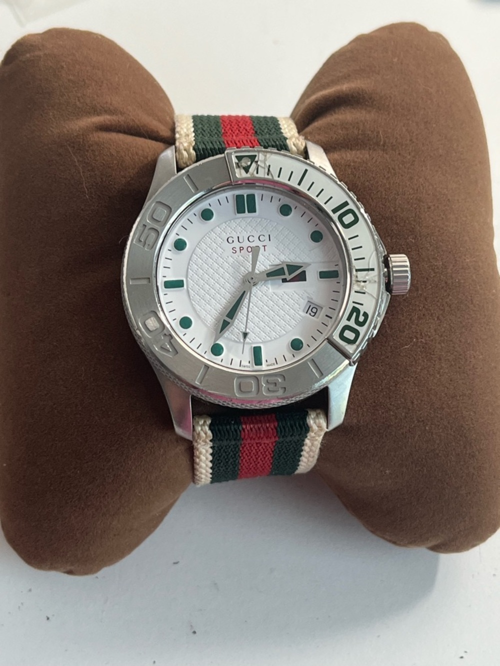 GUCCI SPORT men’s YA126231 126.2 nylon strap